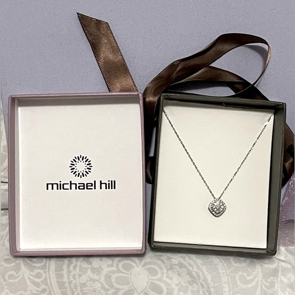 ❤️SOLD❤️ MICHAEL HILL Cluster Pendant with 0.50 Carat TW of Diamonds in 10kt WG - Picture 2 of 9